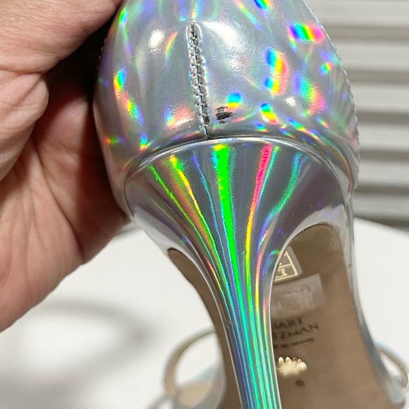 🌹STUART WEITZMAN🌹Nudistcurve Ankle Strap Sandal In Iridescent Silver Size: 8 - Picture 12 of 14